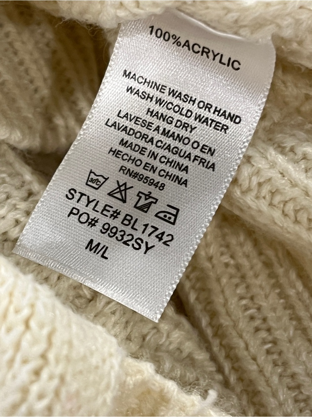 Cozy Co Classic Cream Cable Knit oversized Sweater size large - Picture 9 of 12